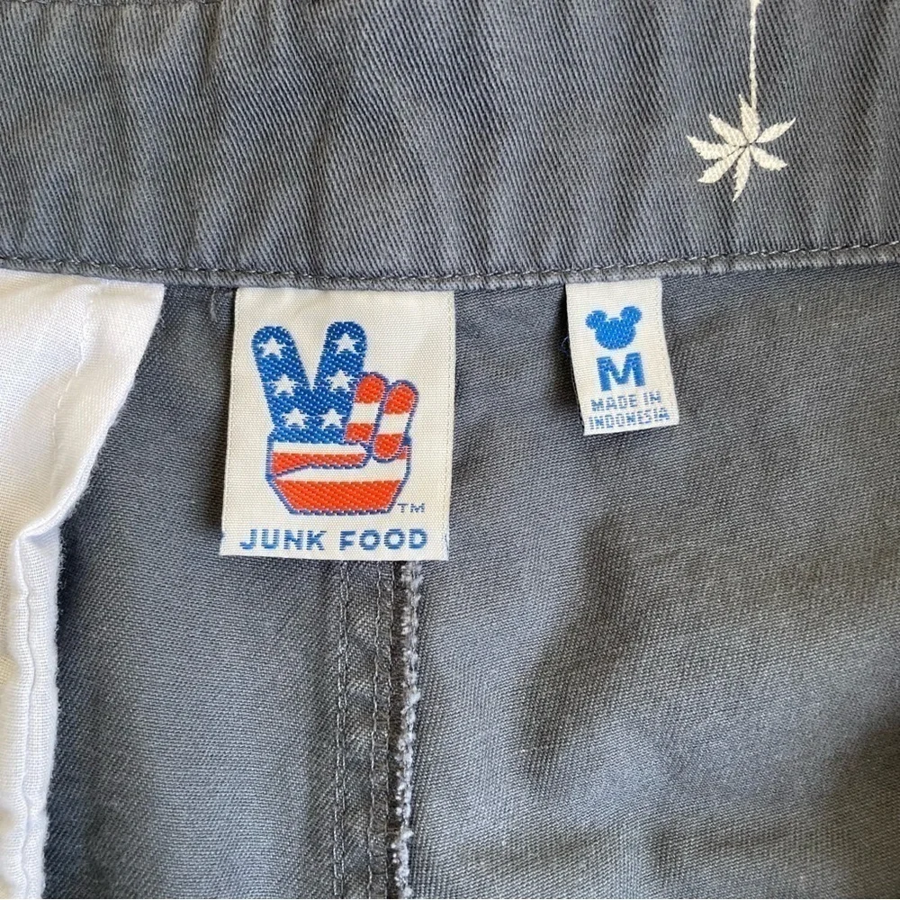 Junk Food x Disney Mickey Mouse Palm Tree Flat Front Chino Shorts Grey 7” M